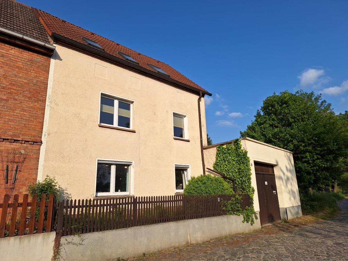 Ferienhaus Herztor Bad Bibra Екстериор снимка
